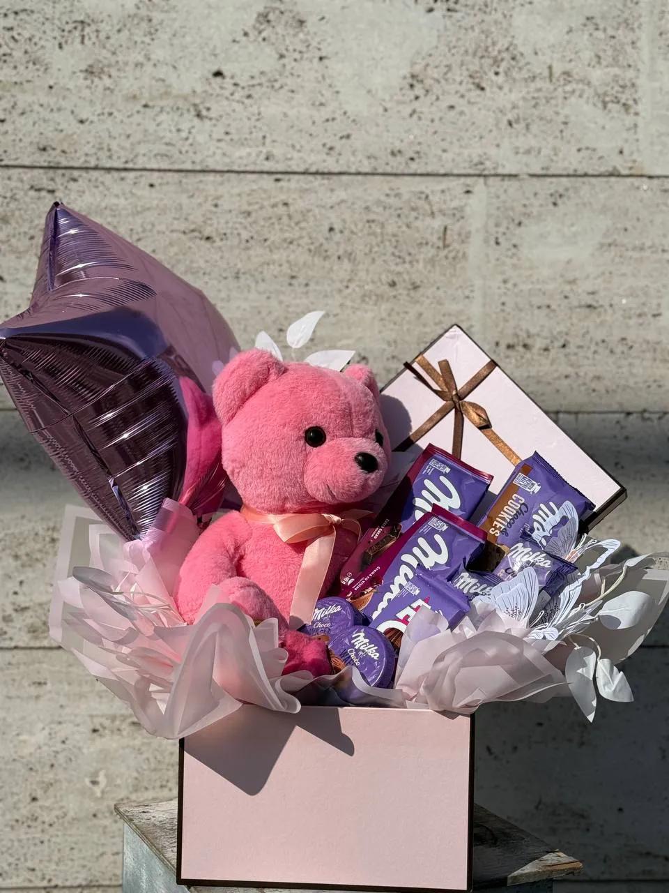 Pink "sweet box" | ծաղիկներ, ծաղկեպսակներ, բույսեր Երևան