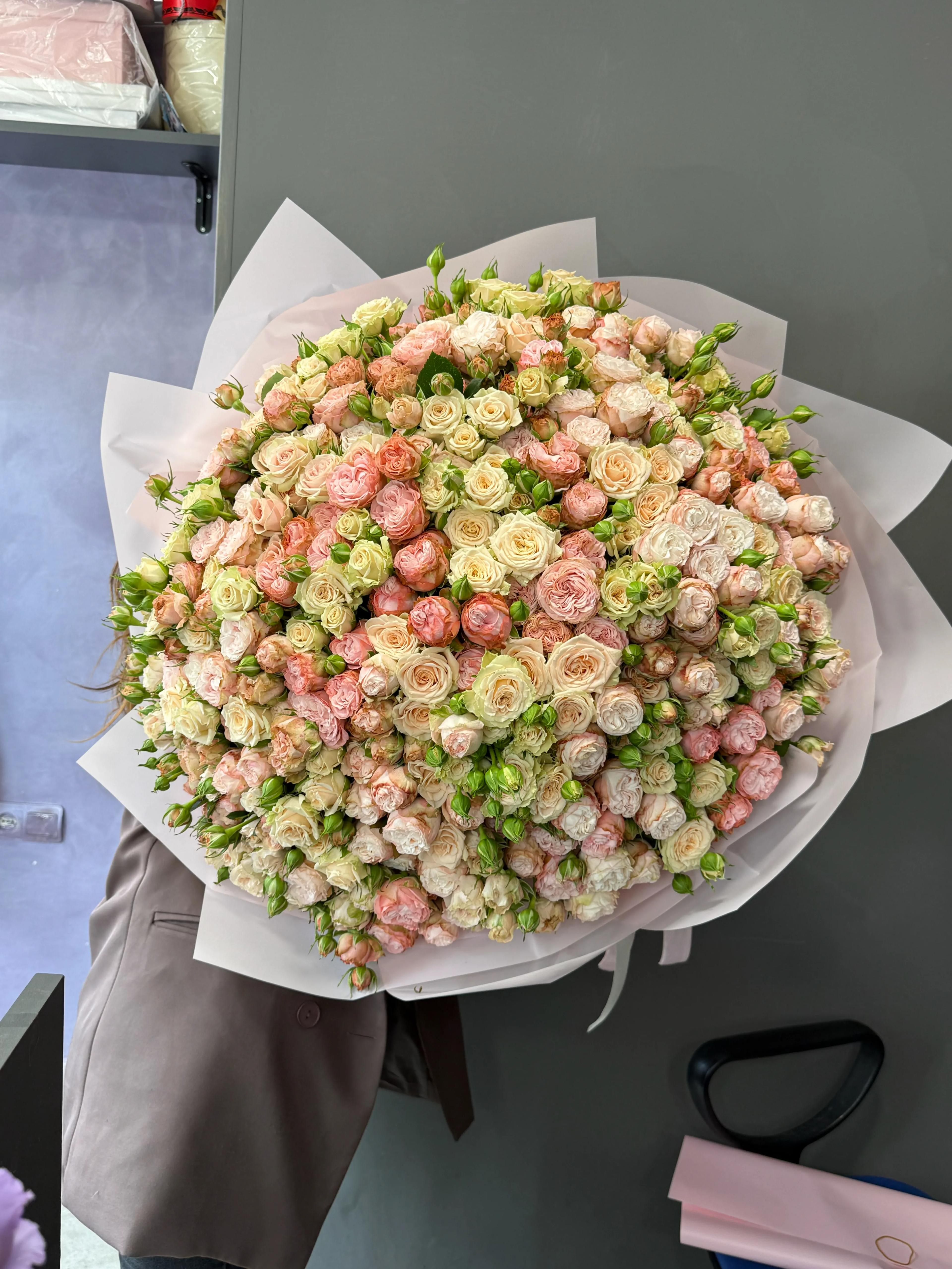Bunch of Roses | ծաղիկներ, ծաղկեպսակներ, բույսեր - առաքում Երևան