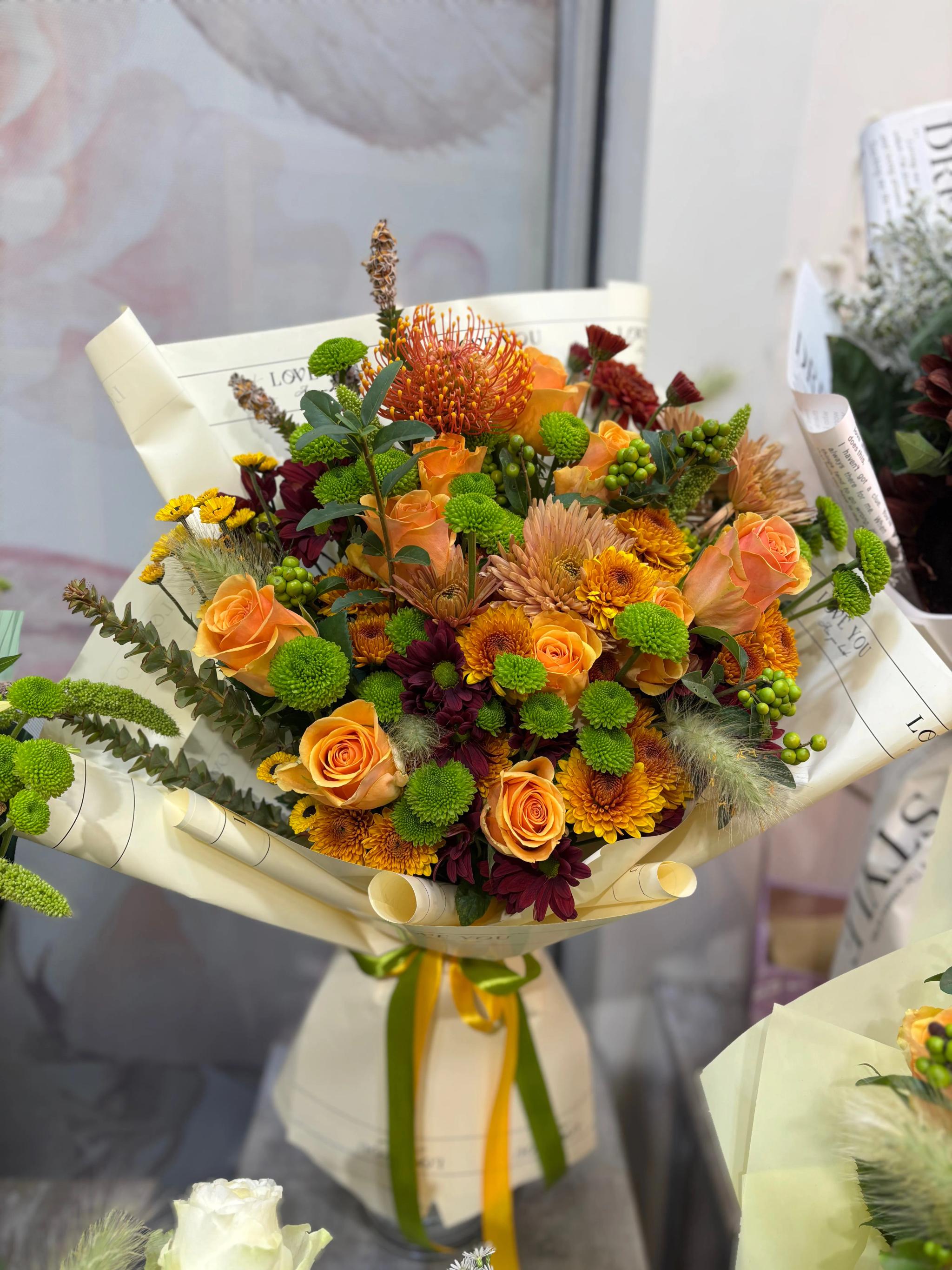 A bright bunch | ծաղիկներ, ծաղկեպսակներ, բույսեր Երևան