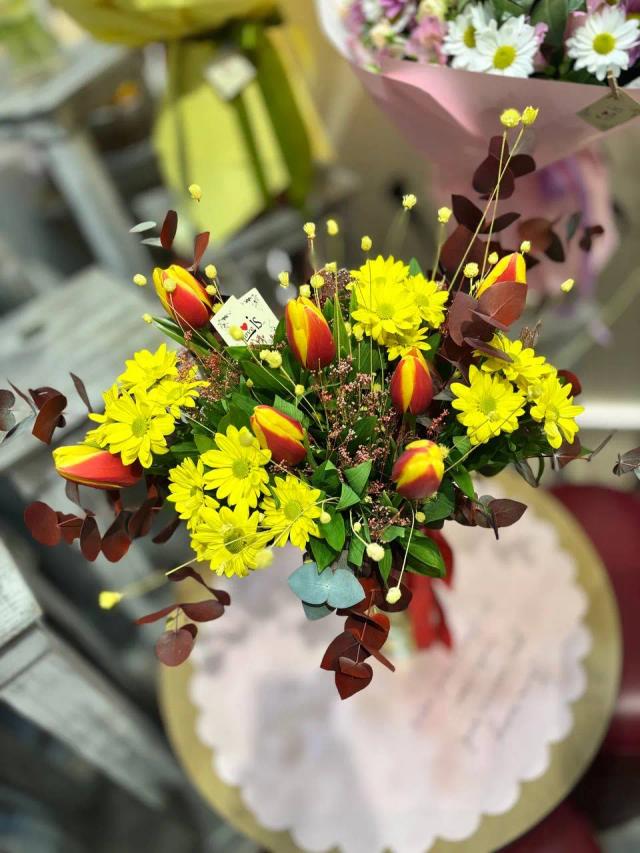 Bright bunch | ծաղիկներ, ծաղկեպսակներ, բույսեր - առաքում Երևան