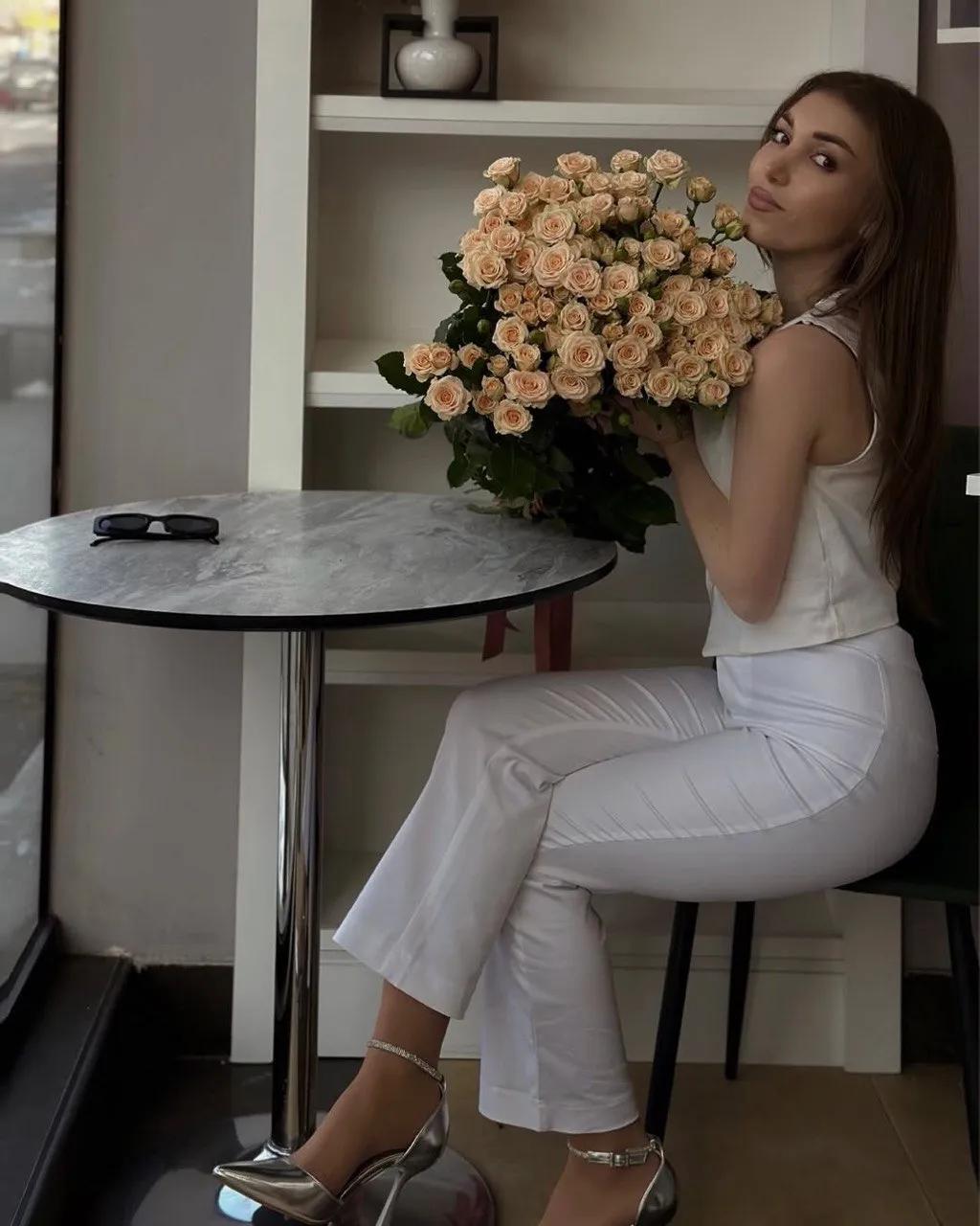 Elegant bouquet roses | ծաղիկներ, ծաղկեպսակներ, բույսեր Երևան